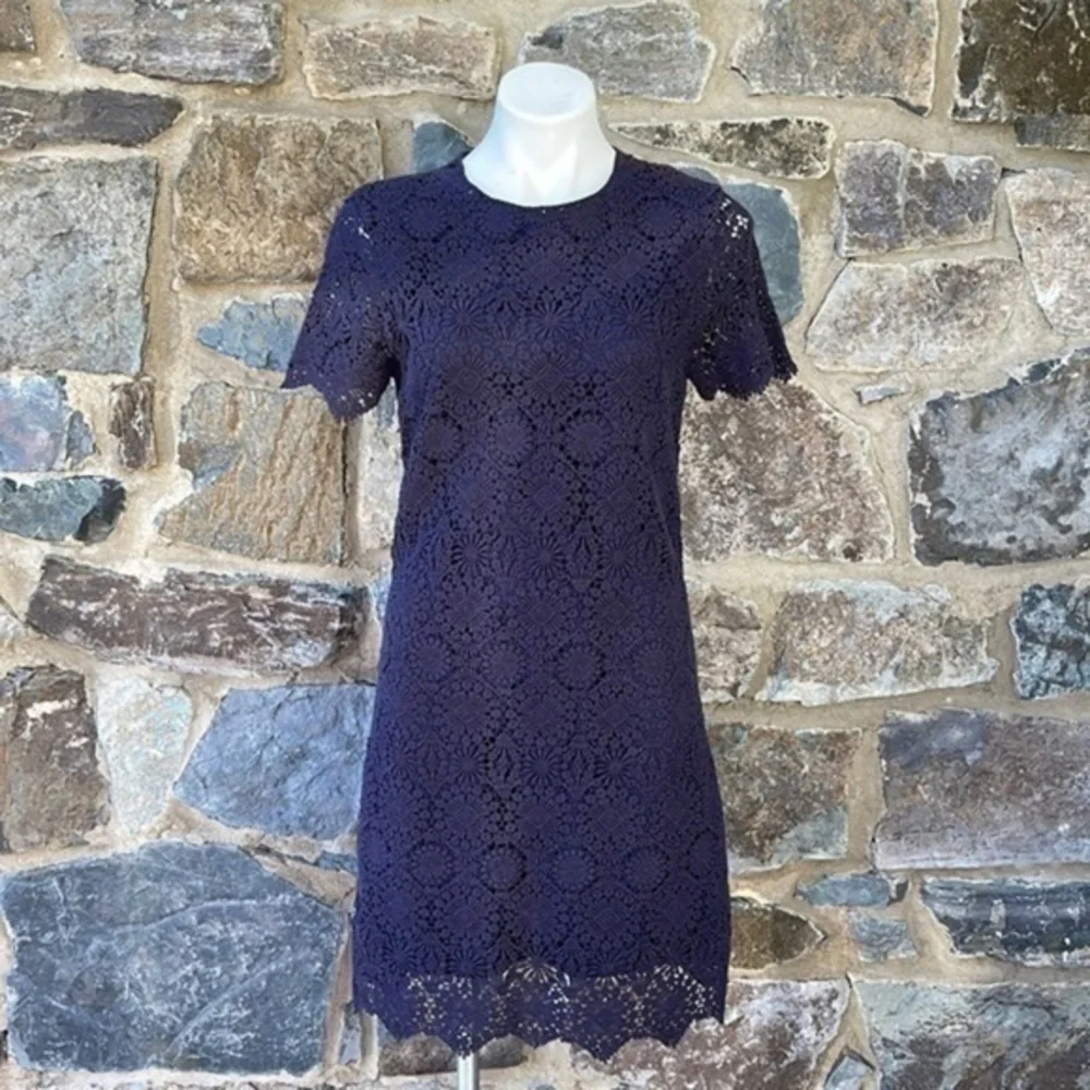 Tory Burch Trixy Crochet Lace Short Sleeve Mini Shift Dress in Navy Blue Size XS